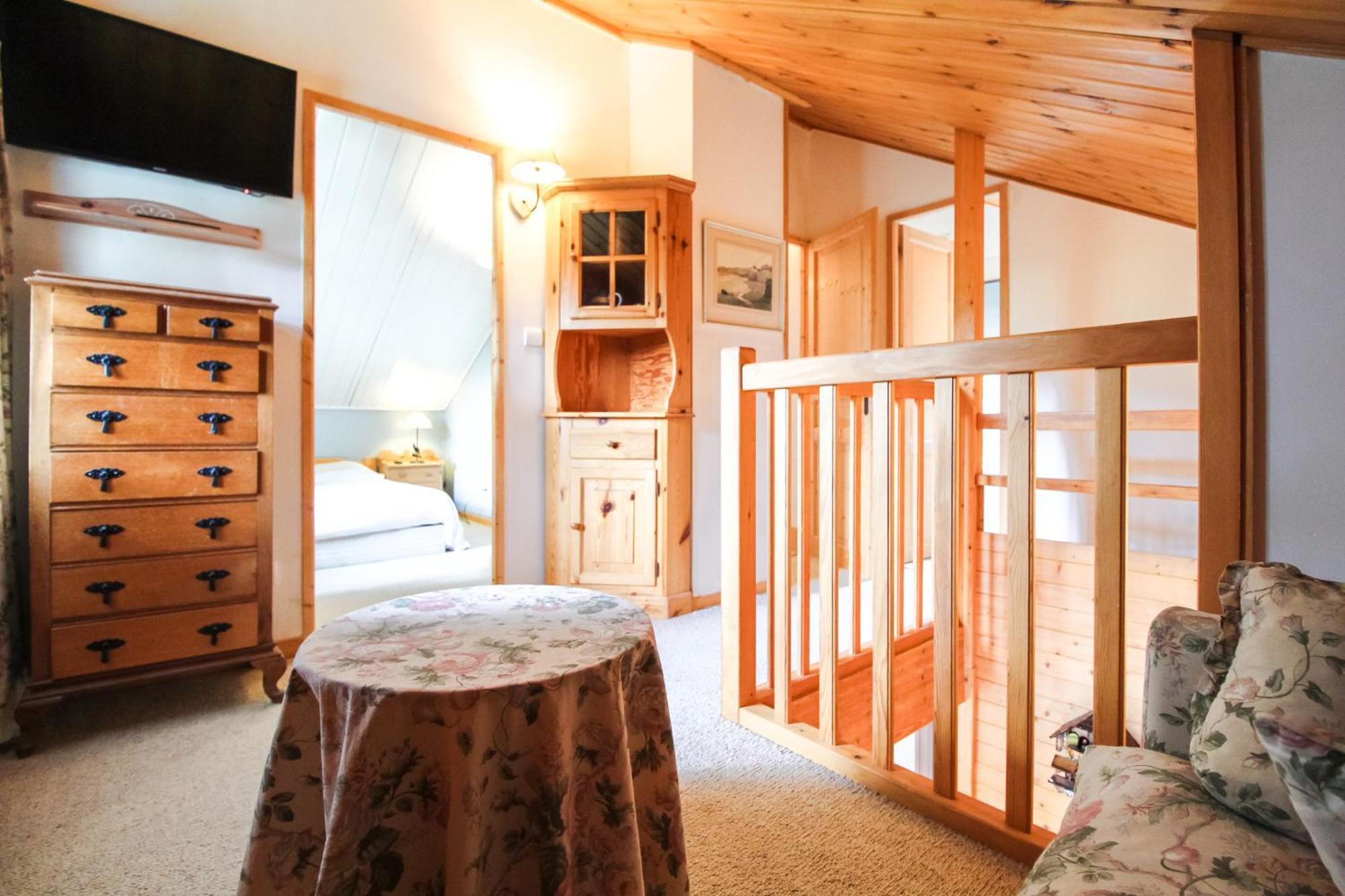 フレーヌ Charming 4-Bed Chalet, Mountain Views, Double Garage, Ev Pointヴィラ エクステリア 写真